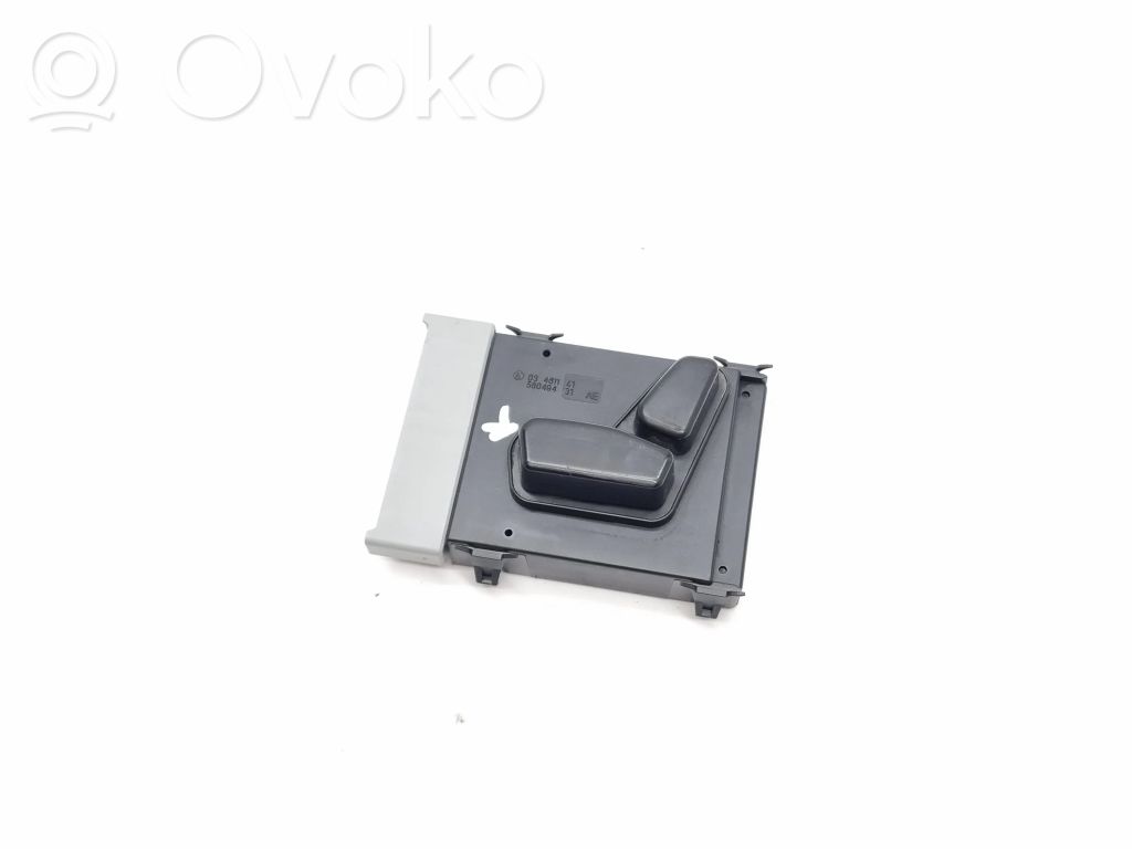 Dodge Durango III Seat control switch 