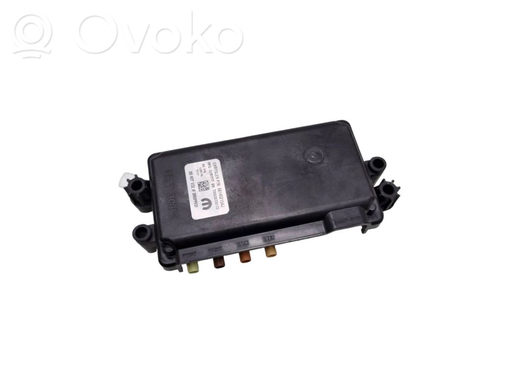 Module de contrôle caméra arrière   68145215AJ,P68145215AJ,102621AL,T00028720172