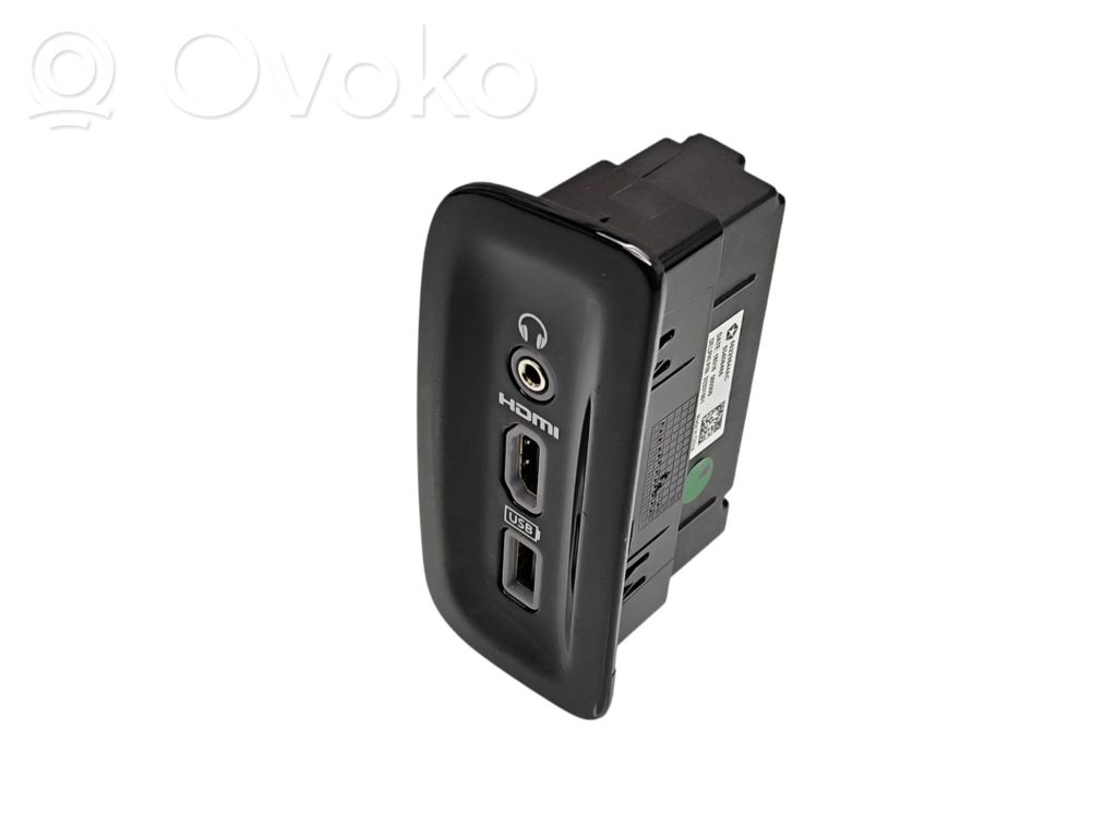 USB socket connector   68229844AC,53408466,5VT19TRMAB