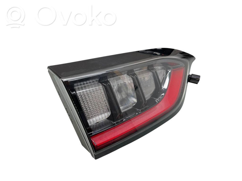Jeep Cherokee KL Lampy tylnej klapy bagażnika 