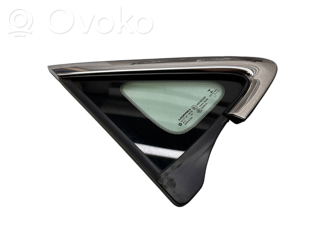 Front triangle window/glass   68227746AE,1026211179