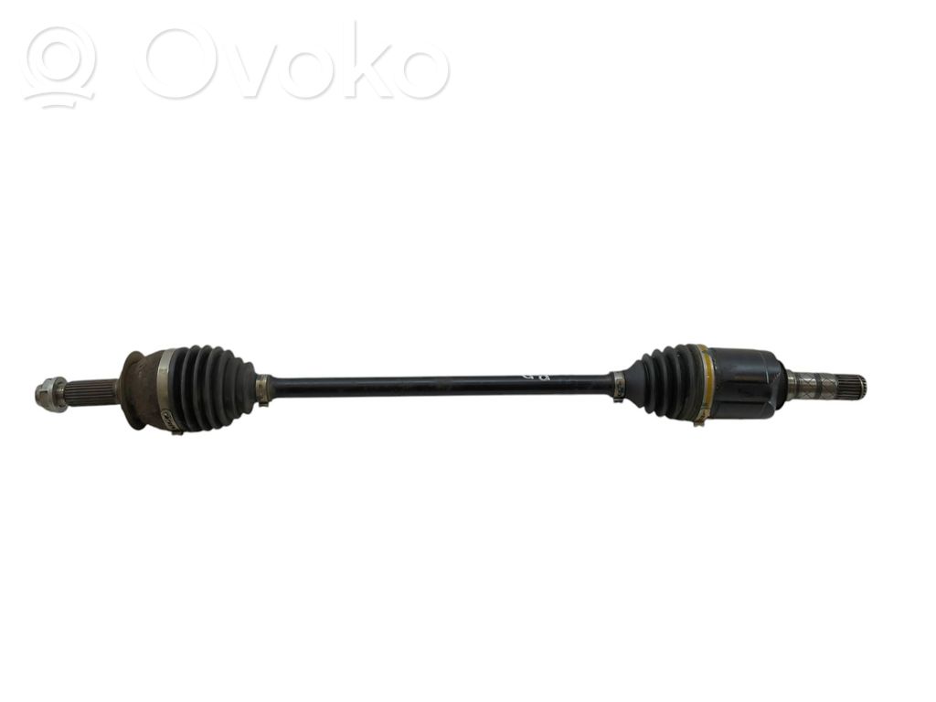 Etuvetoakseli