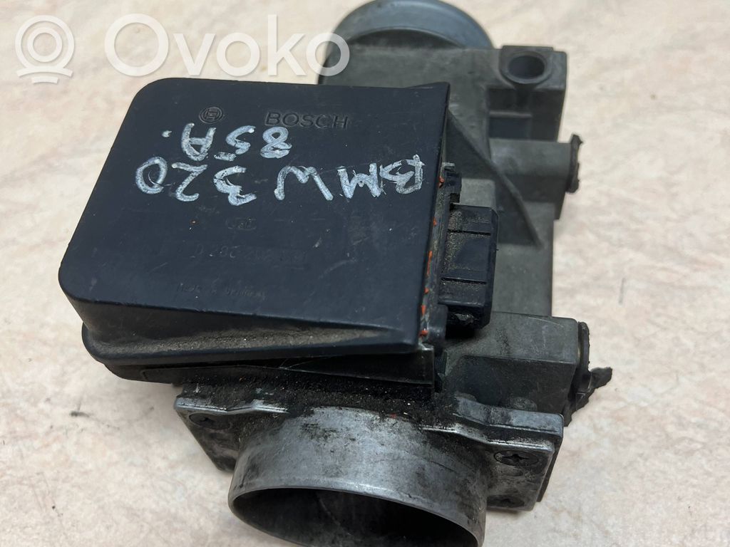 BMW 3 E36 Ilmamassan virtausanturi 
