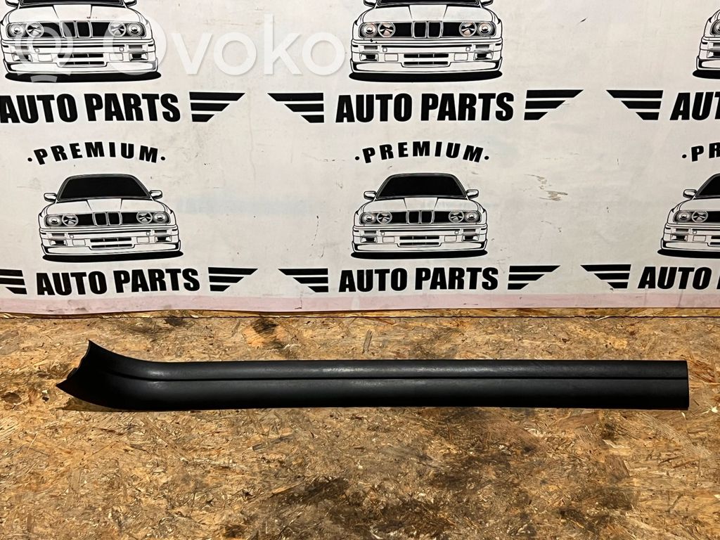 BMW 3 E92 E93 Priekinio slenksčio apdaila (vidinė) 