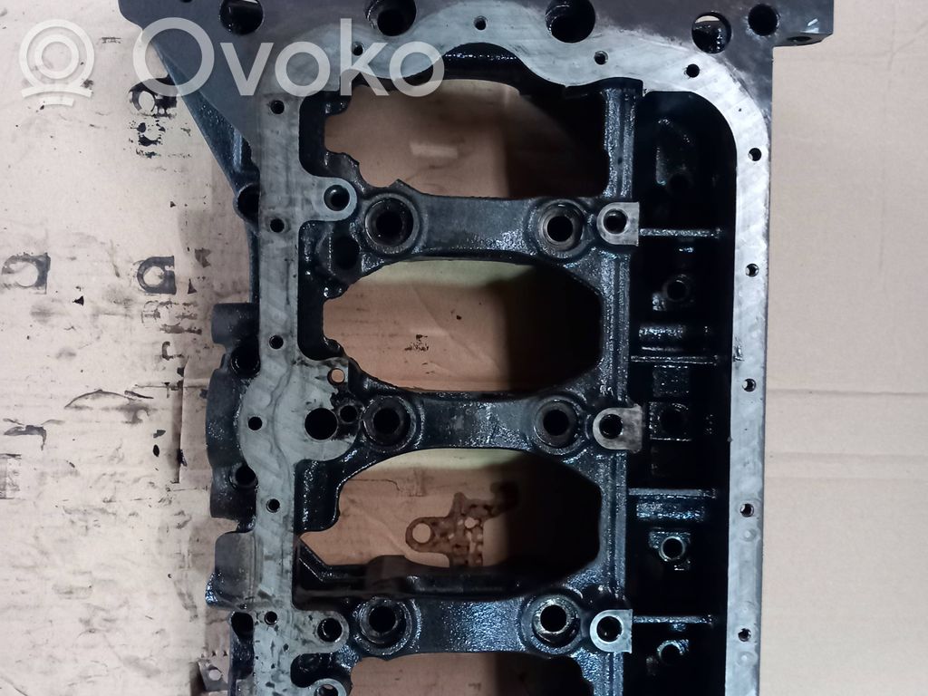 Renault Master II Kita variklio detalė 