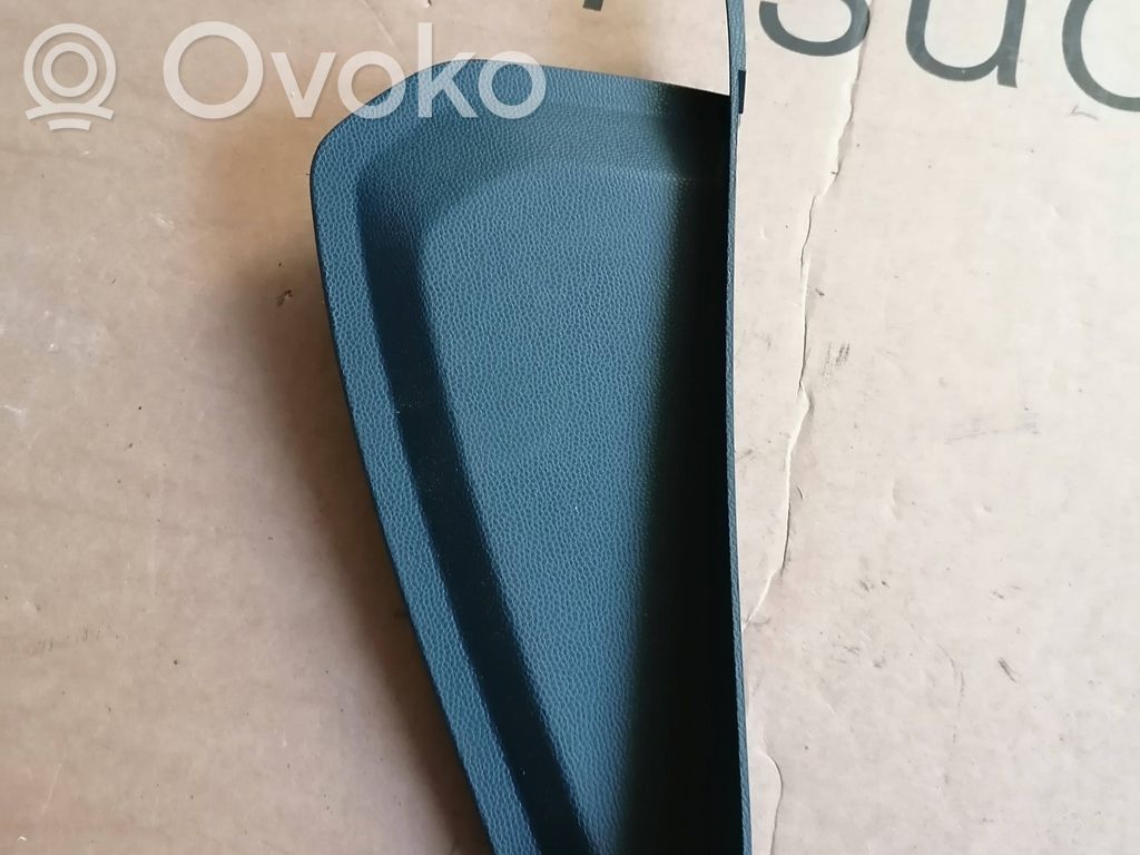 Ford Fiesta Moldura del extremo lateral de panel 