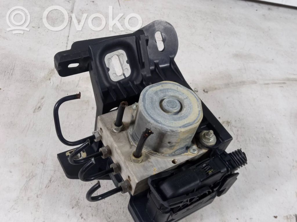 Opel Adam ABS bloks 