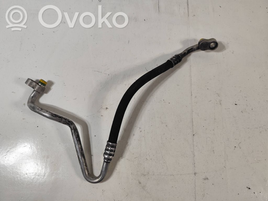 BMW 5 E60 E61 Ilmastointilaitteen putki (A/C) 