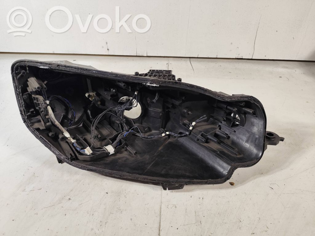 Audi A5 Headlight/headlamp 