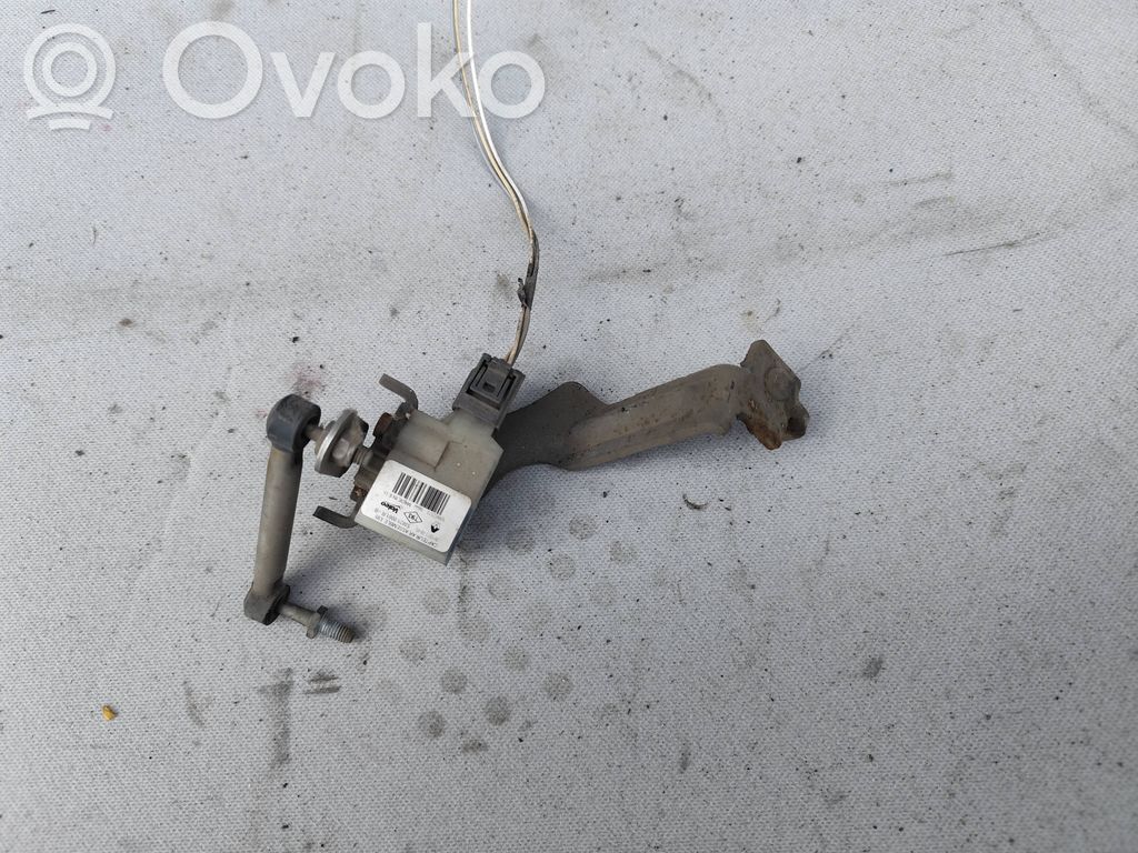 Czujnik poziomowania świateł osi tylnej   538210001R,2810110945,89902373