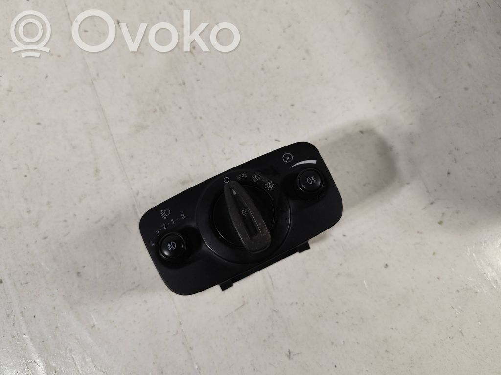 Ford C-MAX II Šviesų jungtukas 