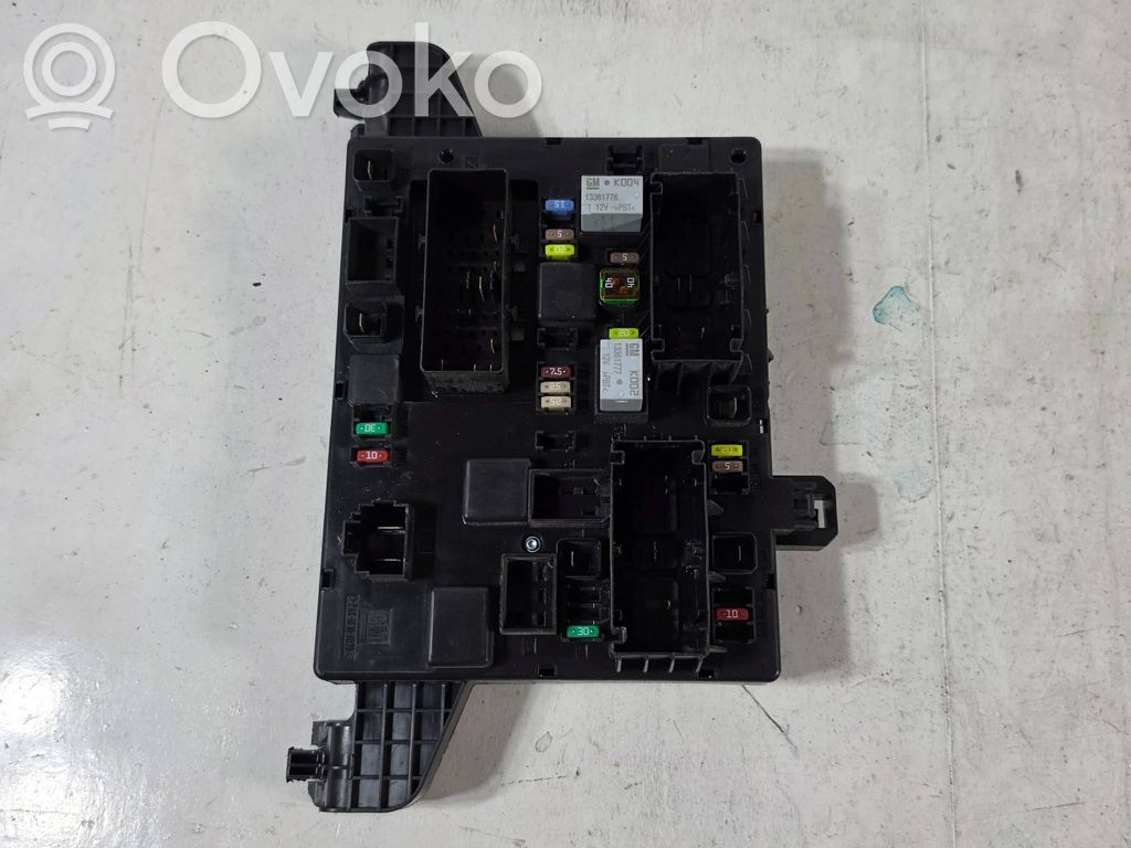 Opel Astra J Sulakemoduuli 