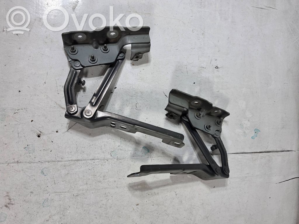 Opel Astra J Balamale capotă 