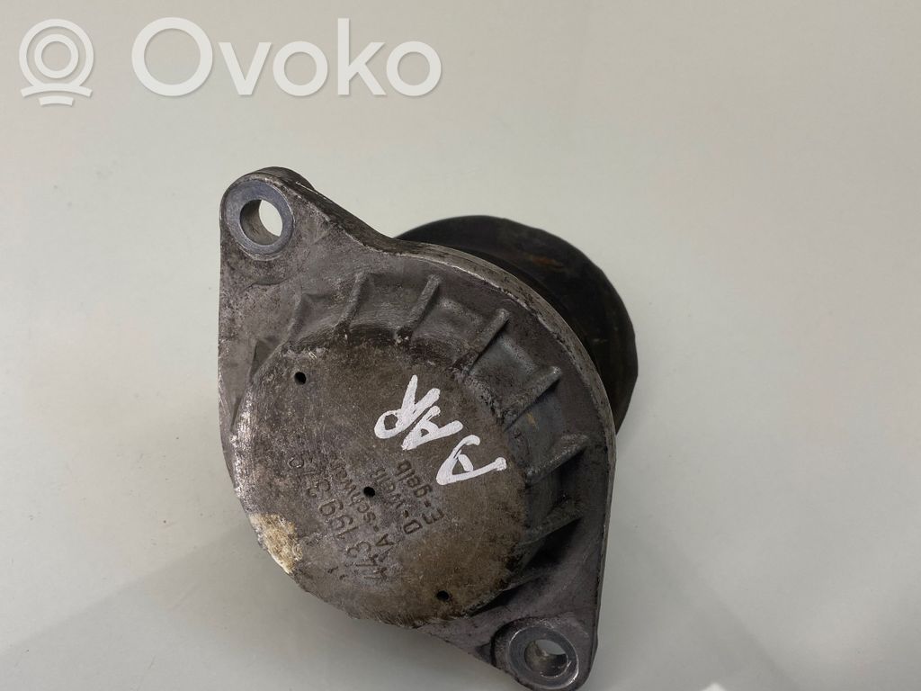 Audi 100 S4 C4 Engine mount bracket 