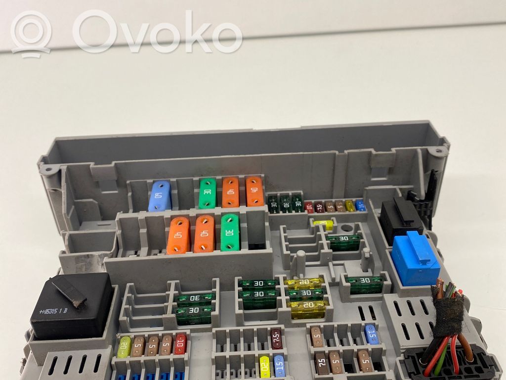 BMW 3 E90 E91 Fuse box set 