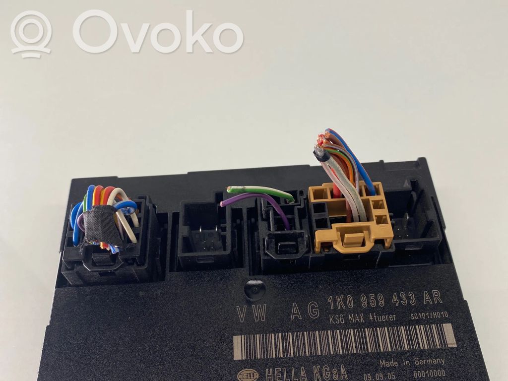 Volkswagen Touran I Comfort/convenience module 