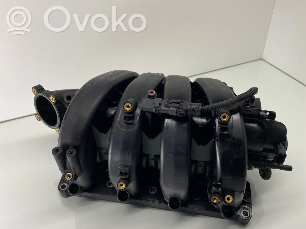 Opel Astra H Kolektor ssący 