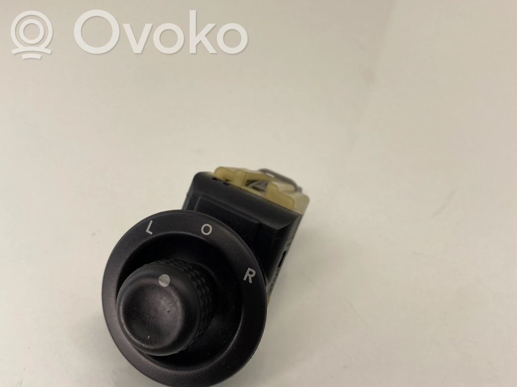 Dodge Avenger Wing mirror switch 