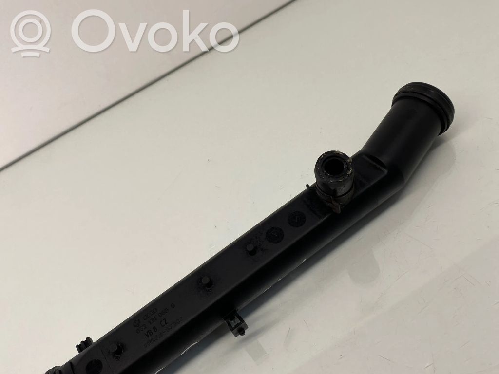 Volkswagen Golf V Engine coolant pipe/hose 