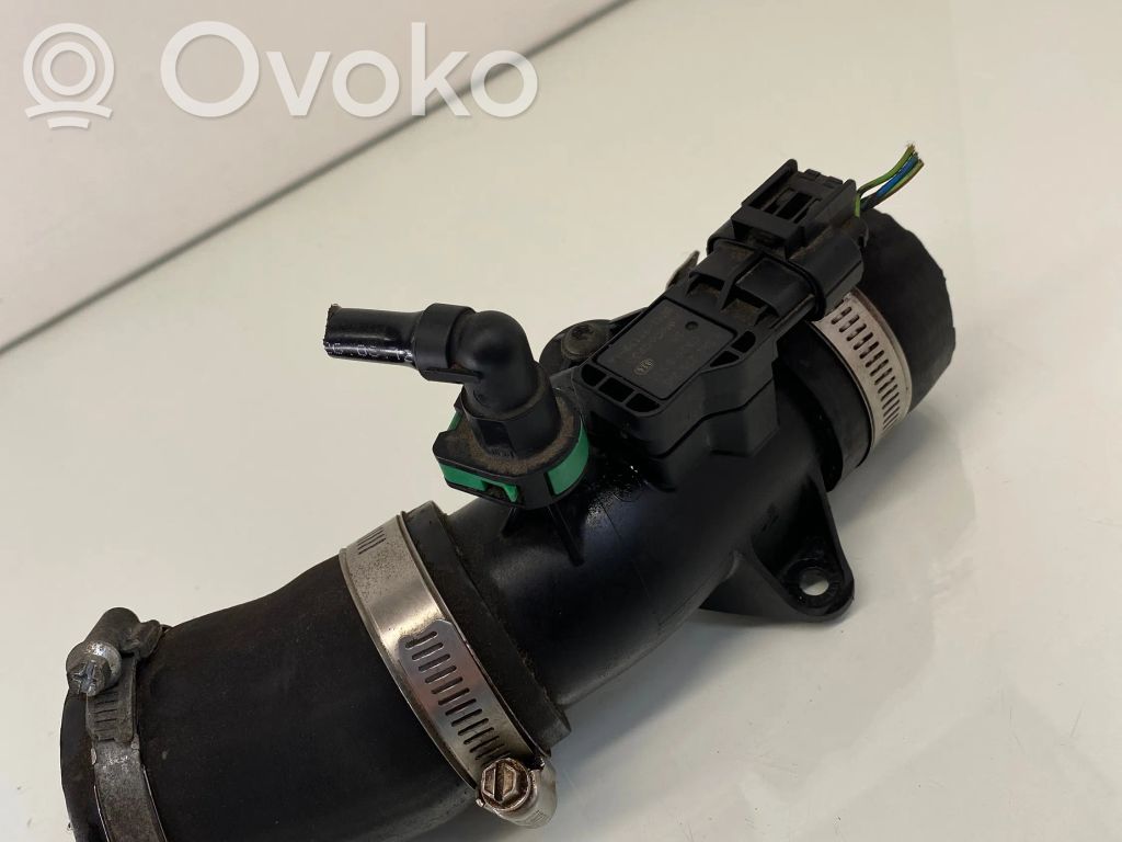 Ford Focus Air intake hose/pipe 