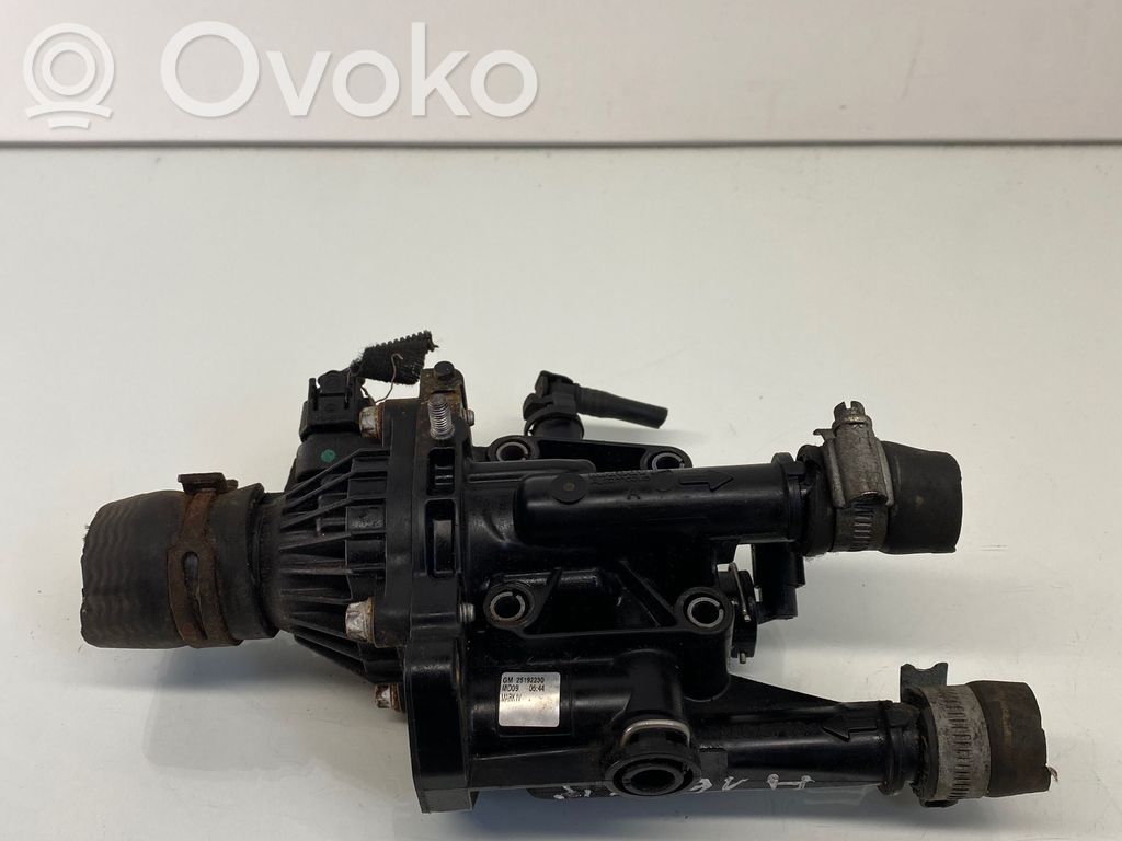 Opel Astra J Termostats / termostata korpuss 