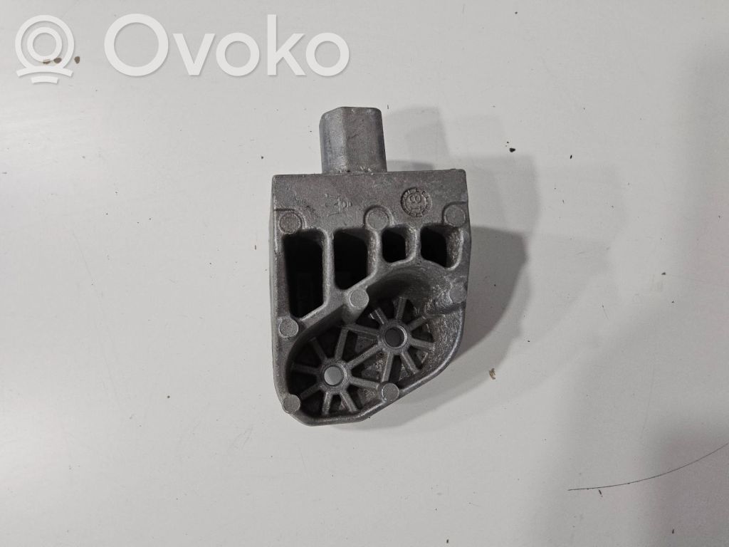 Maserati Ghibli Other engine bay part 