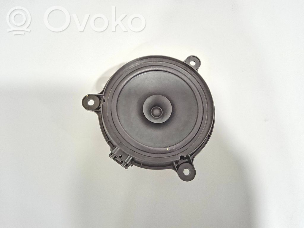 Mazda 2 Rear door speaker 
