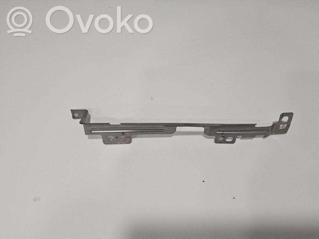 Mazda 2 Mantu nodalījuma ietvars 
