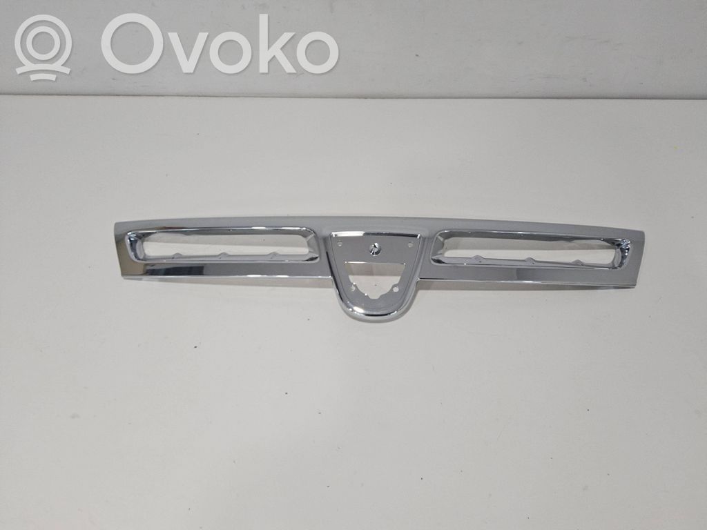 Dacia Duster Kühlergrill 