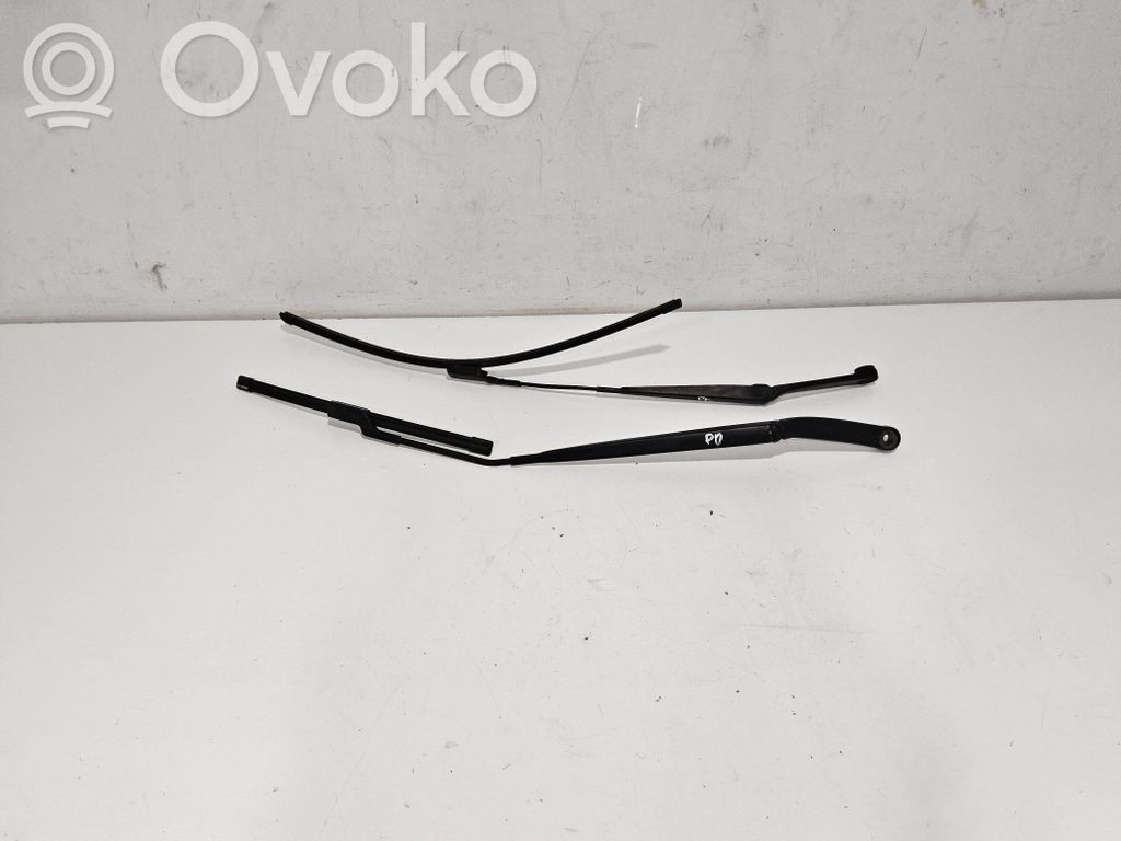 Fiat Tipo Headlight wiper blade set 