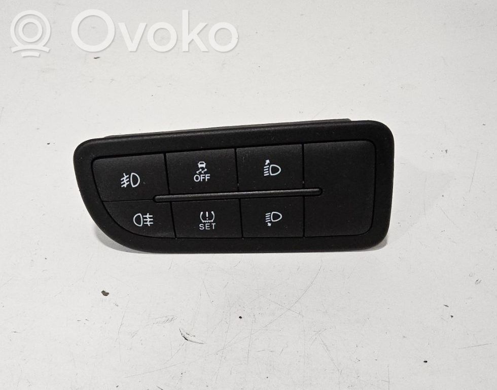 Fiat Tipo Light switch 
