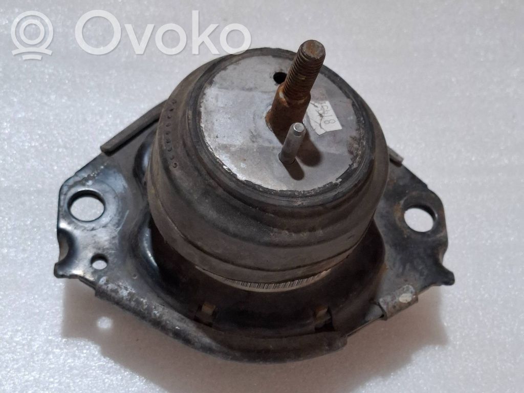Dodge Charger Engine mount bracket 
