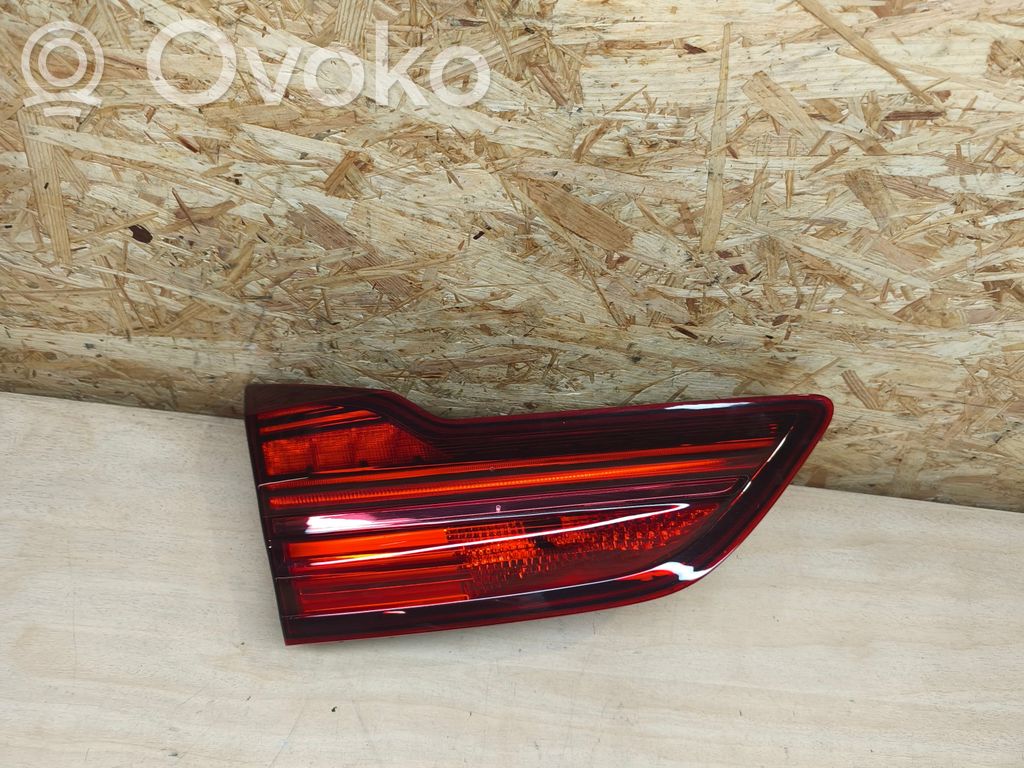 Tailgate rear/tail lights   92403J7150