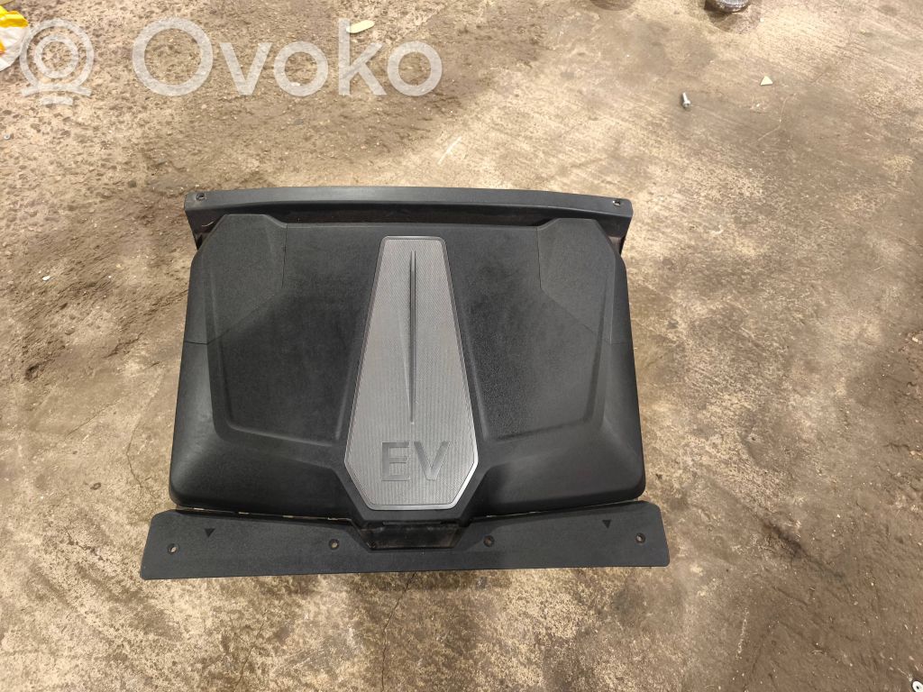 KIA EV6 Front trunk storage compartment 