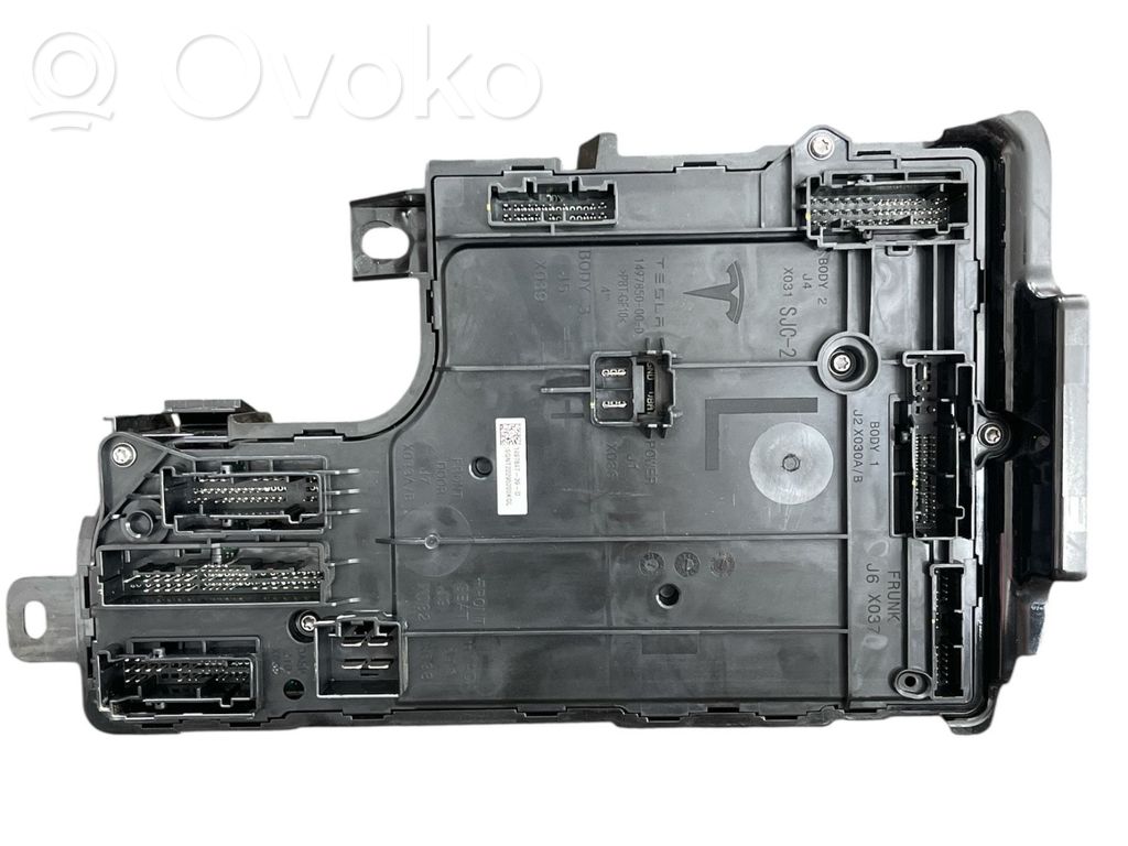 Tesla Model Y Module confort 
