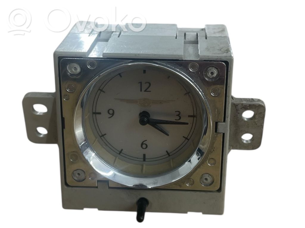 Chrysler 300C Clock 