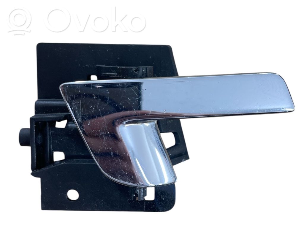 Volkswagen Phaeton Front door interior handle 