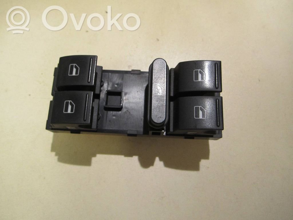 Volkswagen Touran I Elektrisko logu slēdzis 