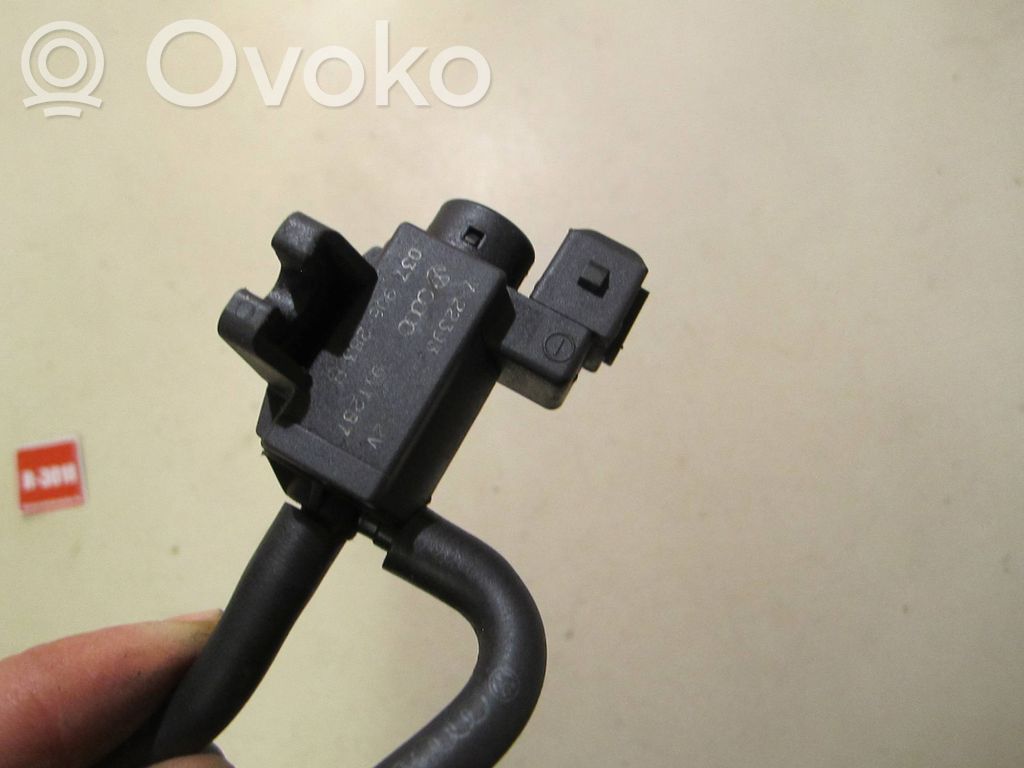 Audi A3 S3 8L Turbolader Druckwandler Magnetventil 