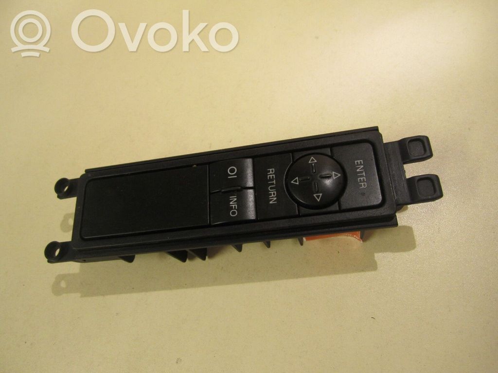 Audi A4 S4 B5 8D Console centrale, commande de multimédia l'unité principale 