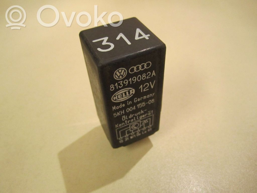 Audi 100 S4 C4 Muu rele 