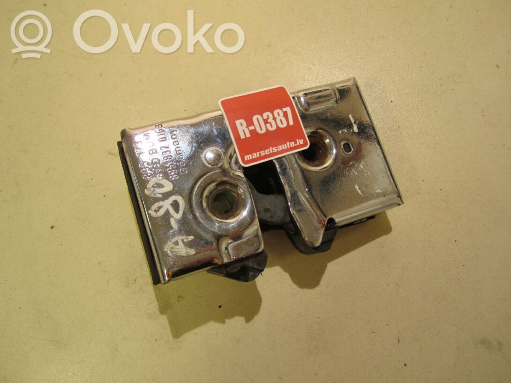Audi 80 90 B3 Priekinė durų spyna 