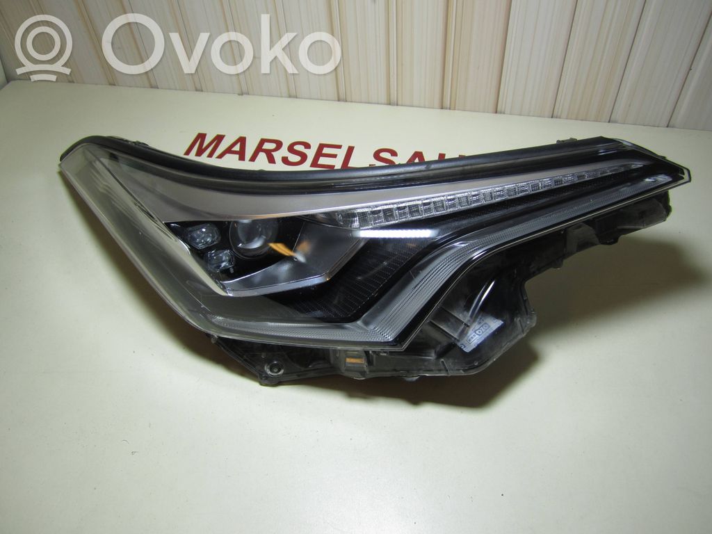 Lampa przednia   81110F4071,17666F