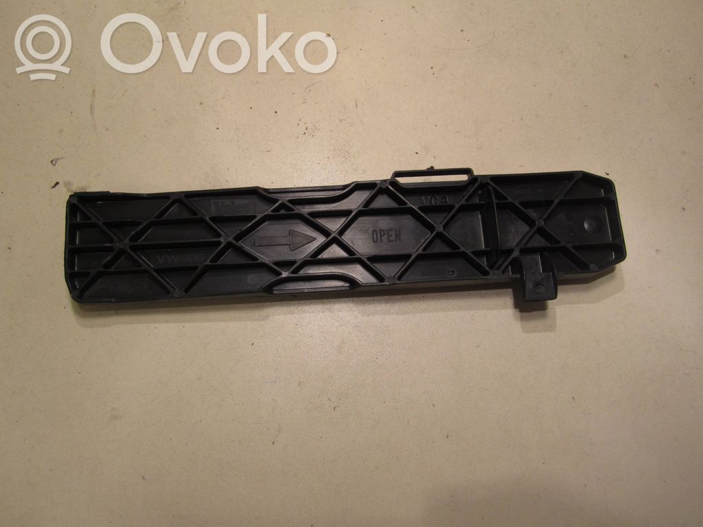 Volkswagen Golf V Pokrywa mikrofiltra kabiny 