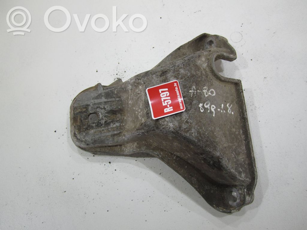 Audi 80 90 B3 Engine mounting bracket 