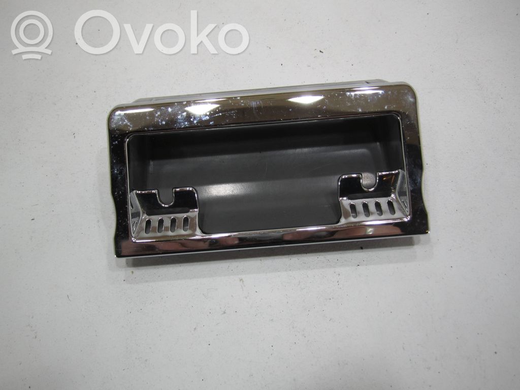 Audi A4 S4 B5 8D Aschenbecher 