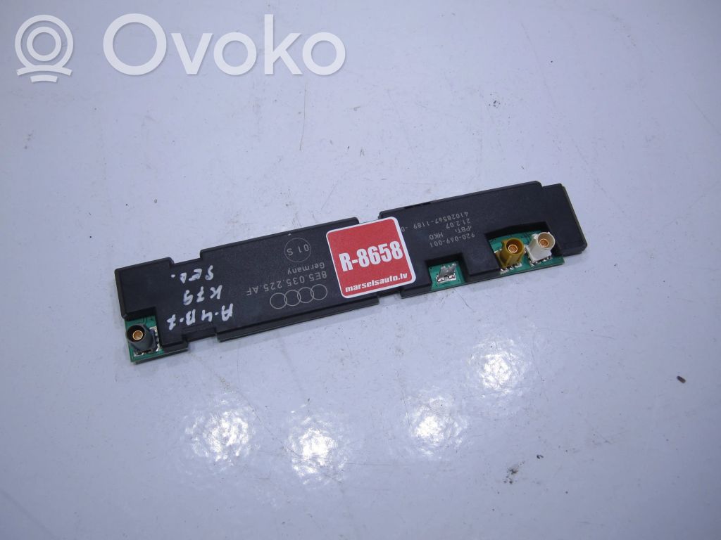 Audi A4 S4 B7 8E 8H Antenos stiprintuvas 