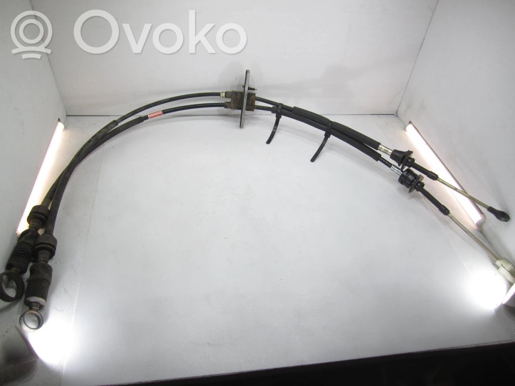 Gear shift cable linkage