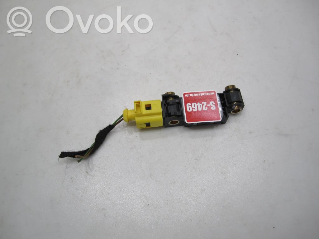 Audi A4 S4 B6 8E 8H Airbag deployment crash/impact sensor 