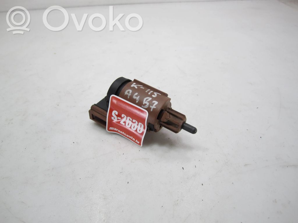 Audi A4 S4 B7 8E 8H Brake pedal sensor switch 
